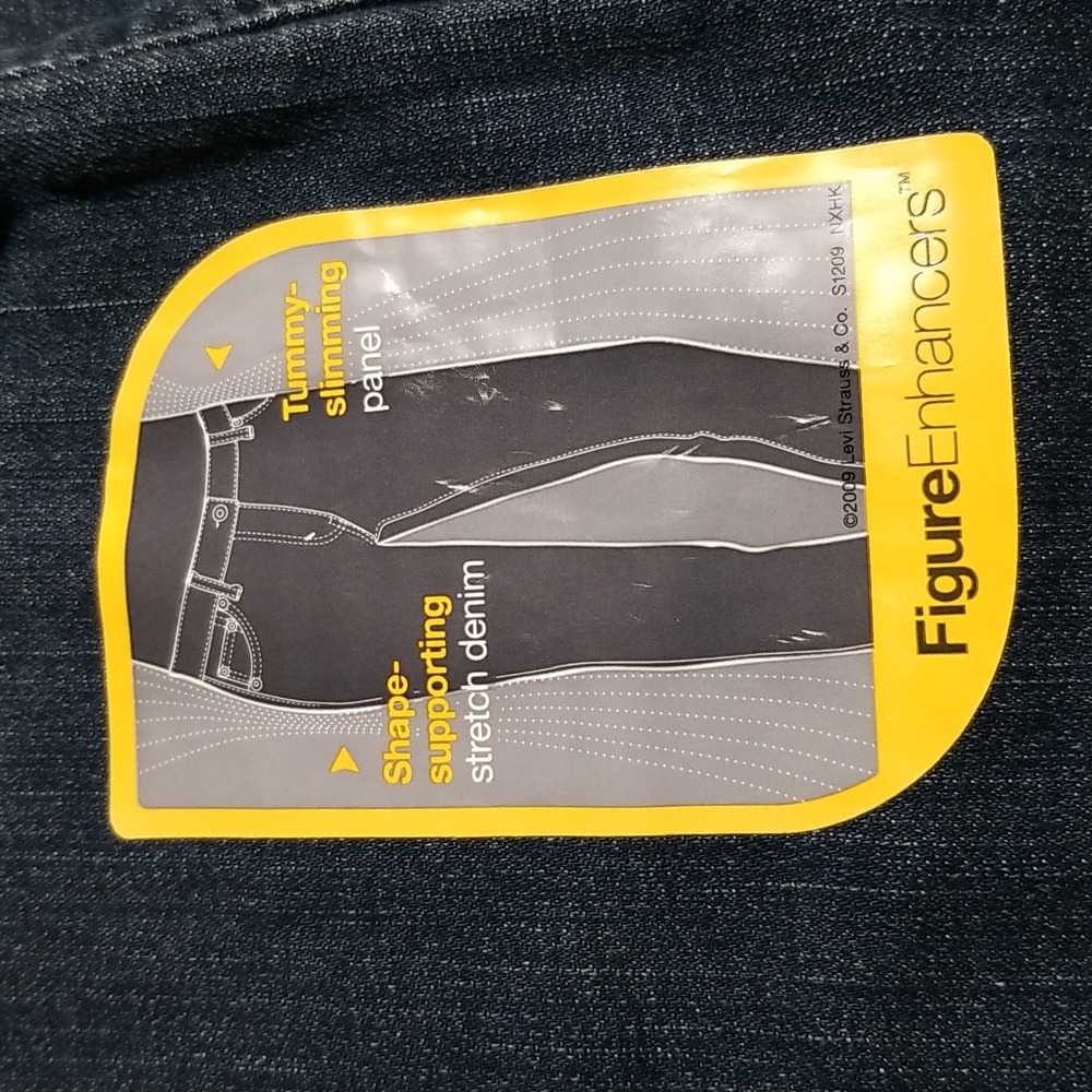 LEVIS Jeans - Picture 4 of 6